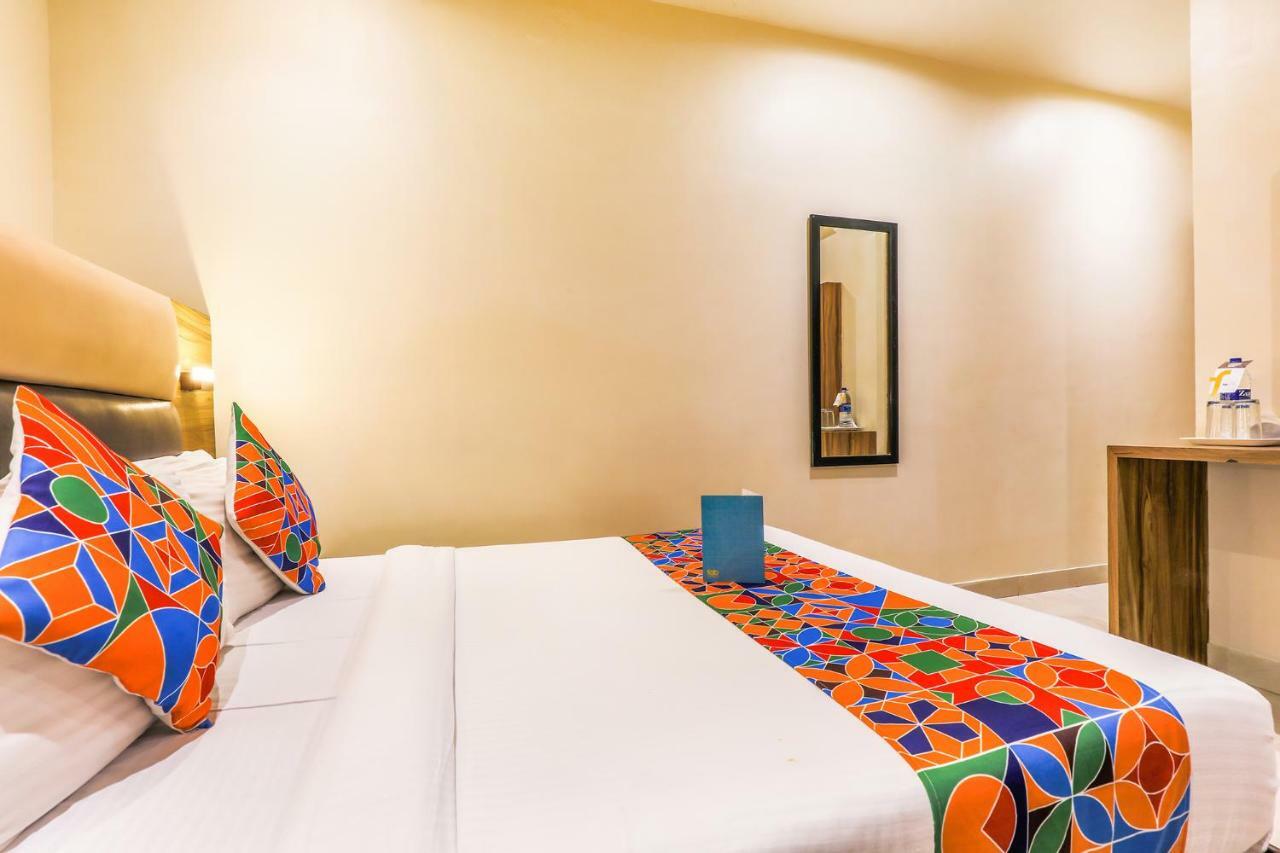 Готель Fabexpress Liwa International Andheri East Мумбаї Екстер'єр фото